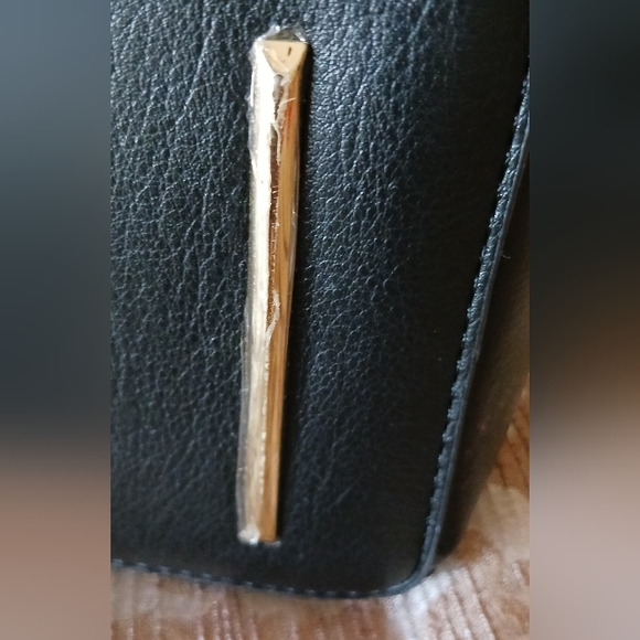 Steve Madden Large Black Tote with a wristlet and pouch. NWT ๐๐Host Pick ๐๐ - Picture 14 of 16